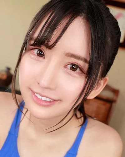 Karen Yuzuriha profile photo — AV Idols