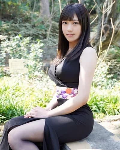 Mei Usami profile photo — AV Idols