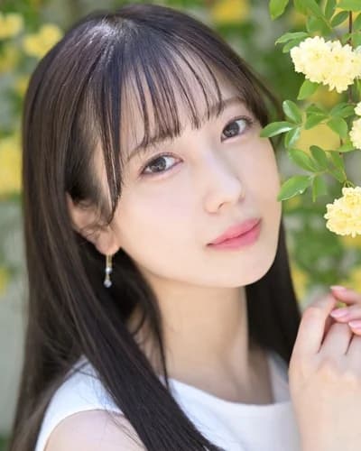 Yotsuha Kominato profile photo — AV Idols