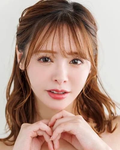 Yuna Ogura profile photo — AV Idols