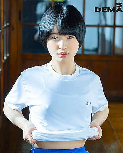 Yuzuna Minakawa profile photo — AV Idols