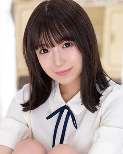 Yuna Hinata profile photo — AV Idols